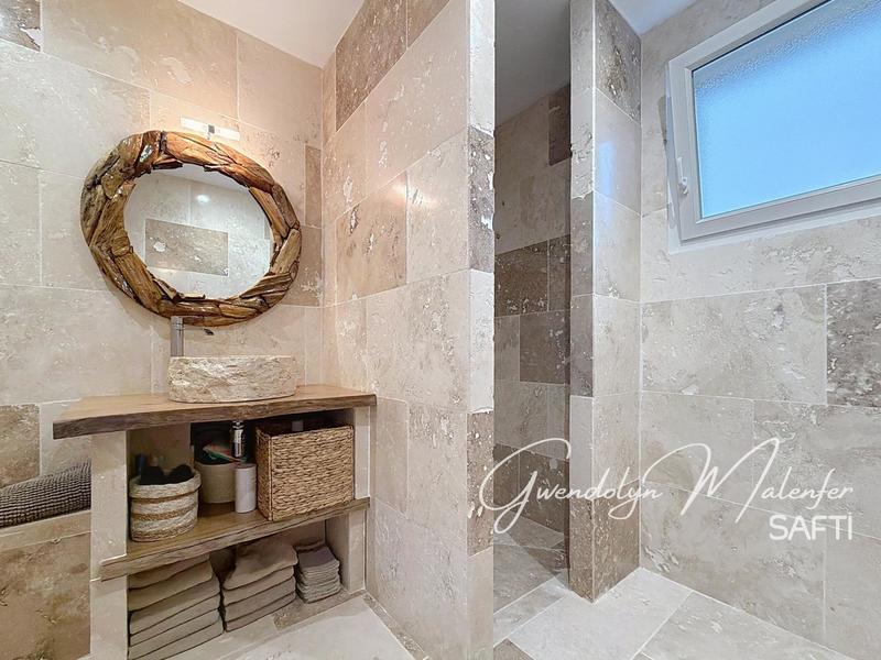 Maison - 82 m² - 5 pièces