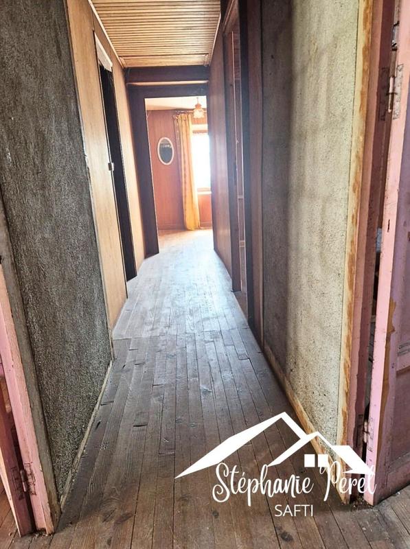 Maison - 105 m² - 7 pièces