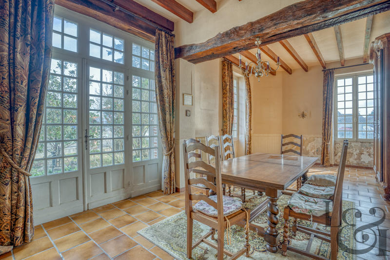 Maison - 166 m² - 5 pièces