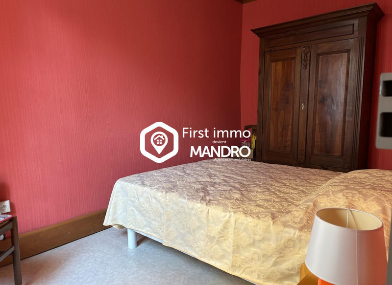 Maison - 189 m² - 10 pièces