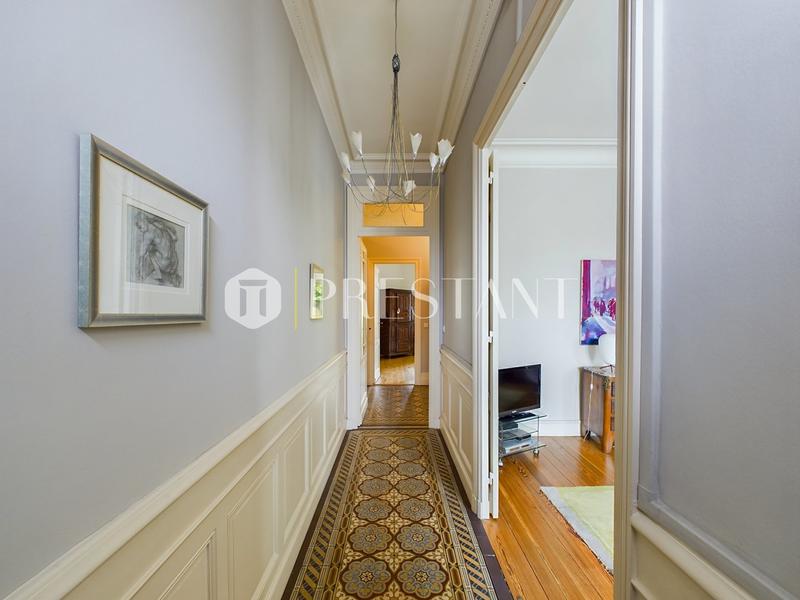 Maison - 190 m² - 7 pièces