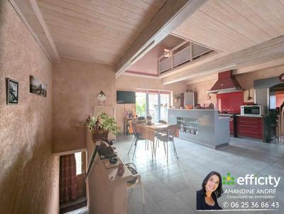 Appartement - 144 m² - 5 pièces