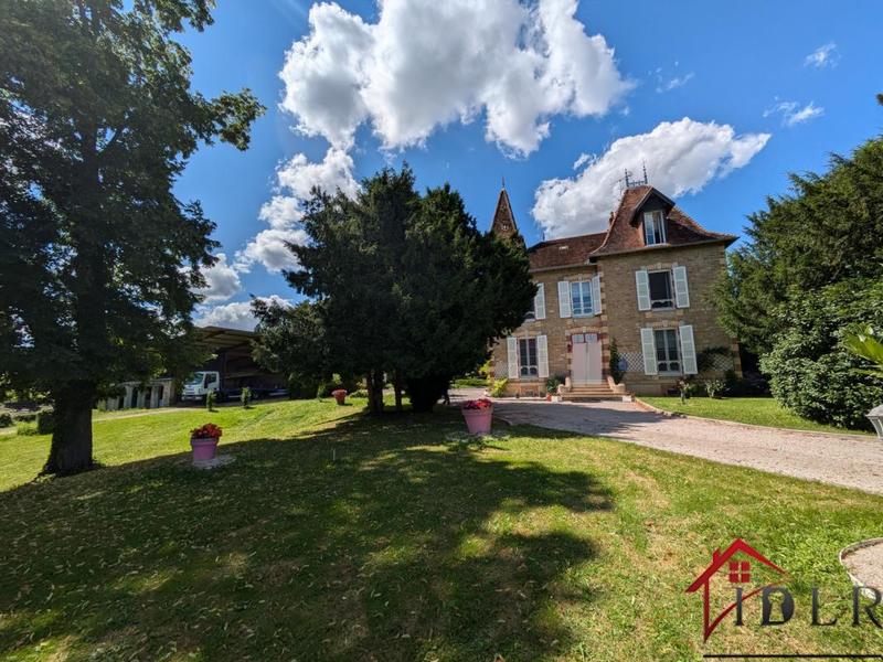 Villa - 270 m² - 12 pièces