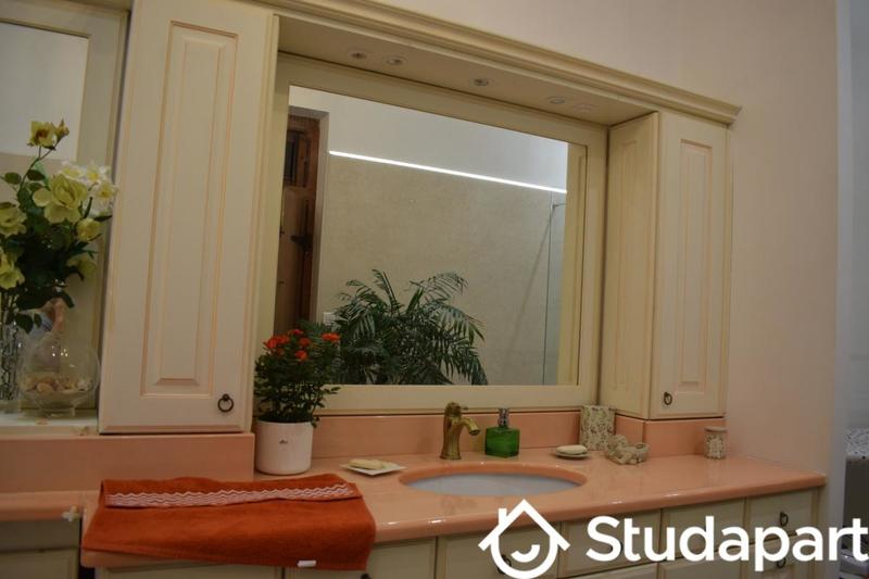 Chambre - 14 m² - 1 pièce