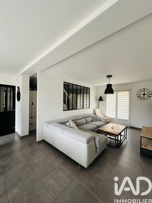 Maison - 112 m² - 6 pièces