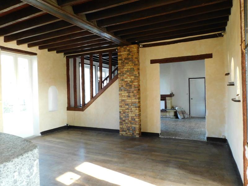 Maison - 195 m² - 7 pièces