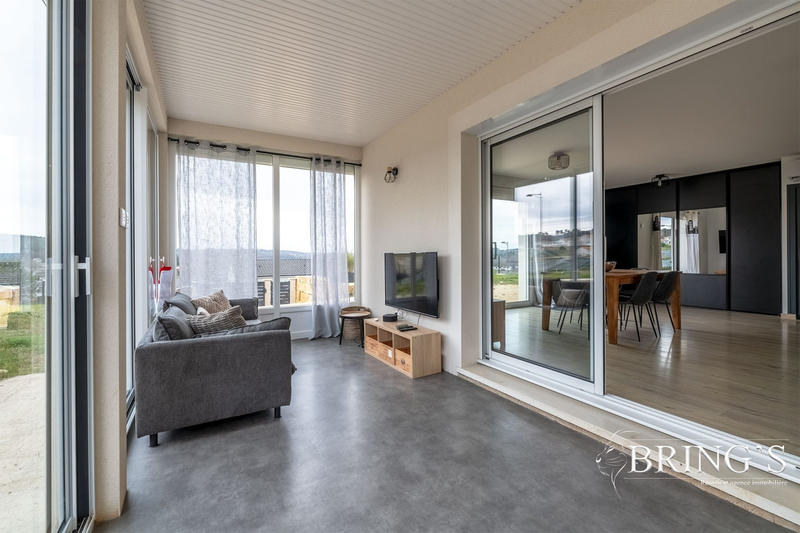Maison - 105 m² - 5 pièces
