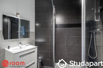 Chambre - 14 m² - 1 pièce