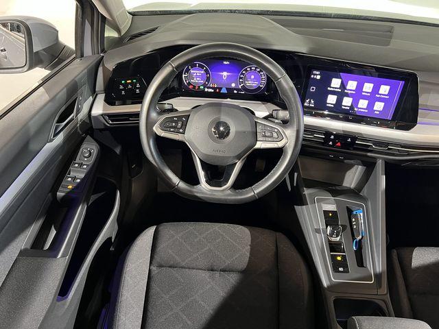 Volkswagen Golf VIII 2.0 Tdi Scr 150 Life Business 1st Dsg7