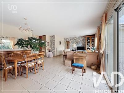 Maison - 103 m² - 5 pièces