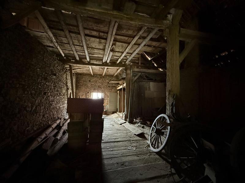 Maison - 500 m² - 12 pièces