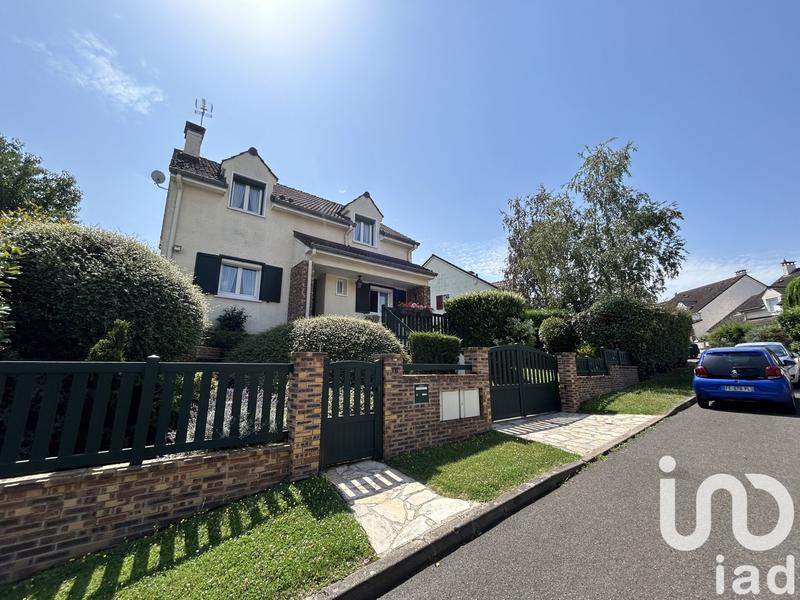 Maison - 140 m² - 6 pièces