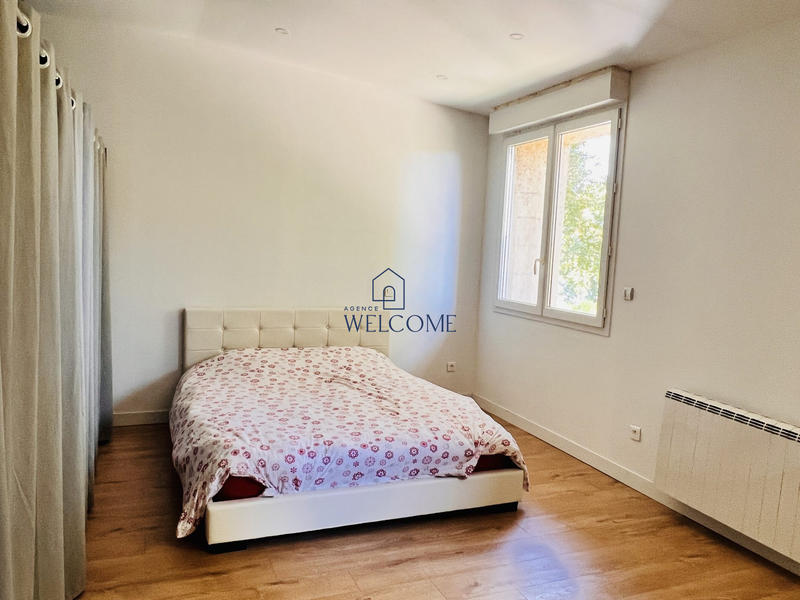 Maison - 183 m² - 5 pièces