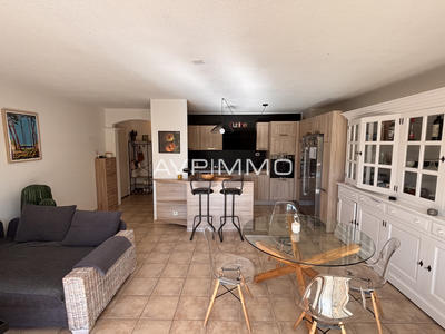 Appartement - 64 m² - 3 pièces