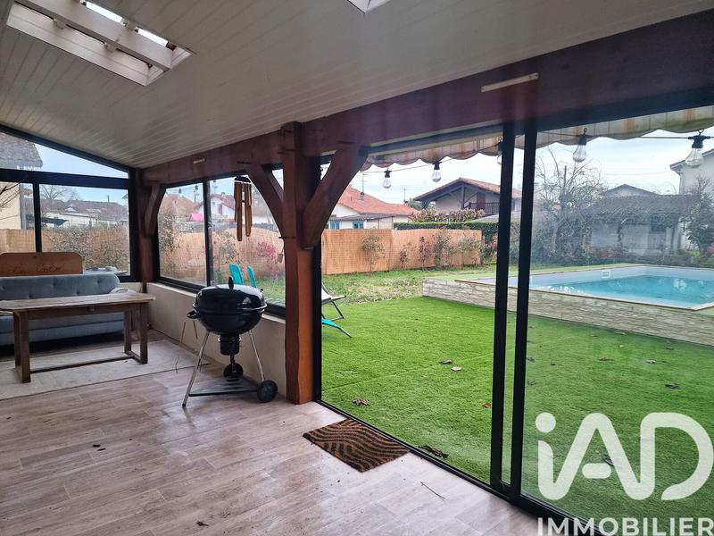 Maison - 110 m² - 5 pièces