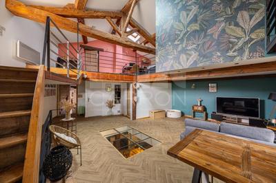 Maison - 219 m² - 6 pièces