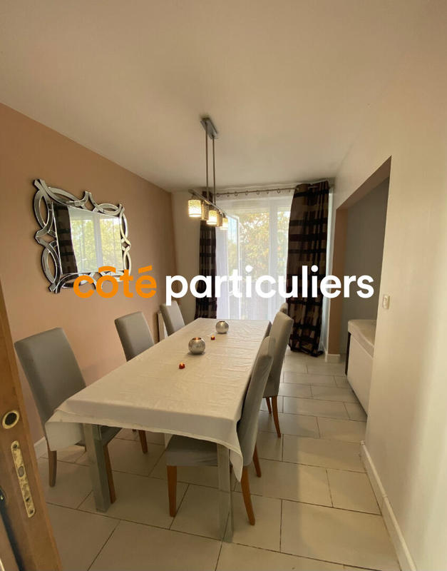 Appartement - 90 m² - 5 pièces