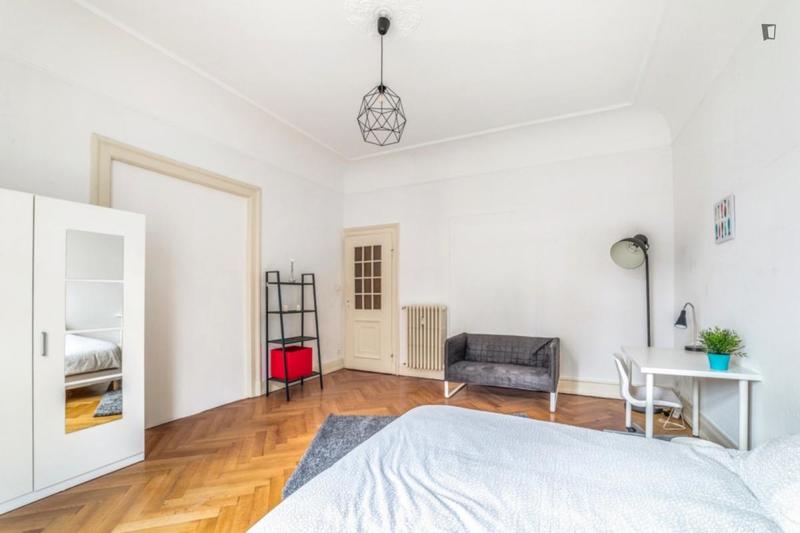 Chambre - 18 m² - 5 pièces