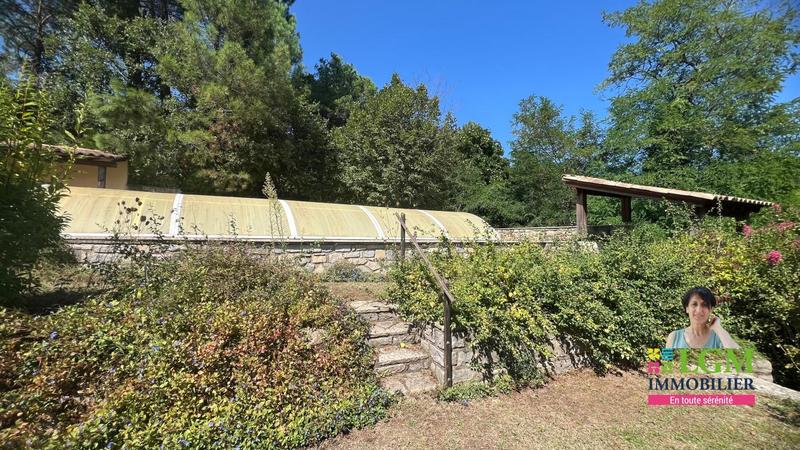 Maison - 137 m² - 4 pièces