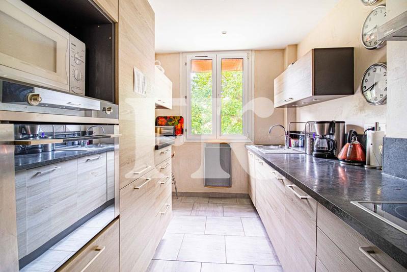 Appartement - 67 m² - 3 pièces