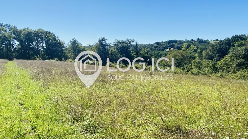 Terrain constructible - 1 881 m²