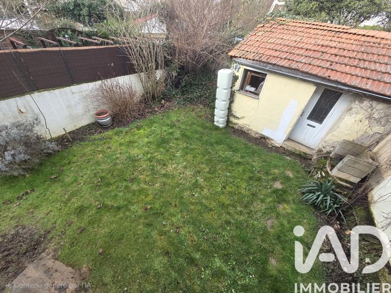 Maison - 90 m² - 5 pièces