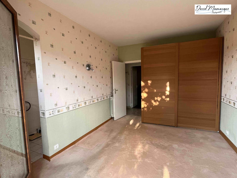 Maison - 207 m² - 9 pièces