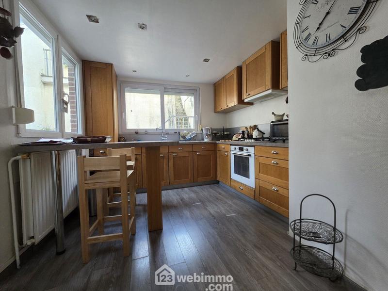 Maison - 128 m² - 4 pièces