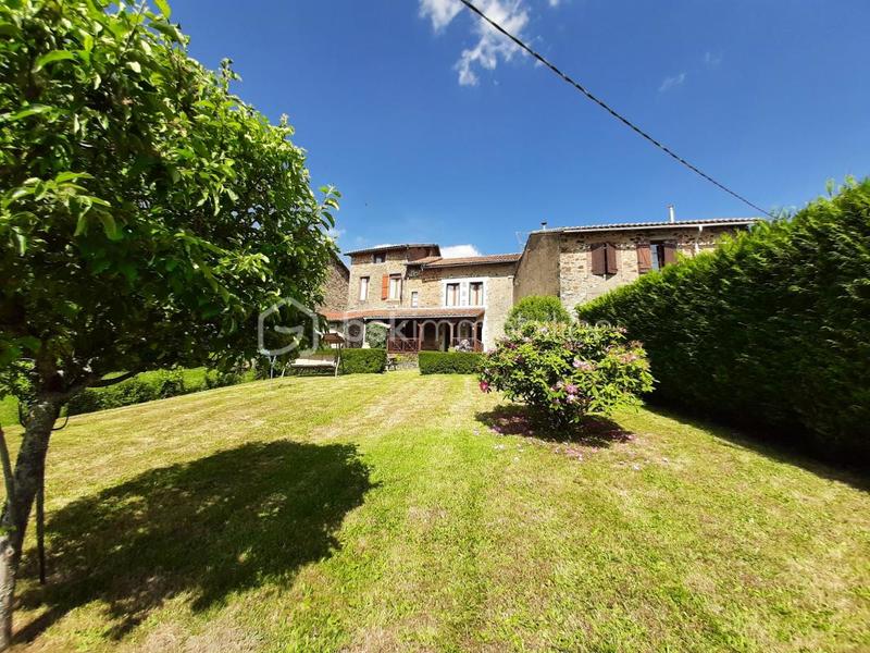 Maison en pierre - 146 m² - 6 pièces