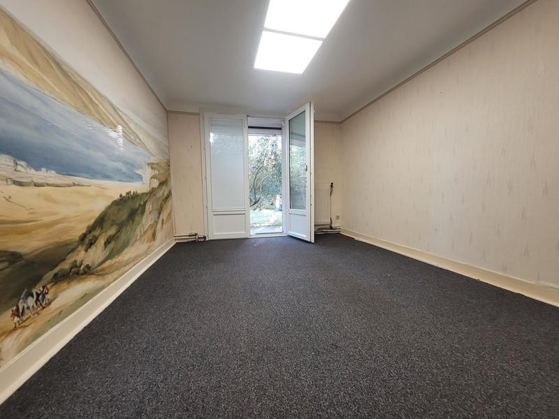 Maison - 189 m² - 6 pièces