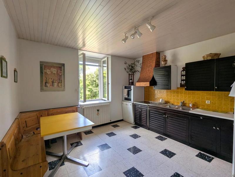 Immeuble - 1 781 m² - 9 pièces
