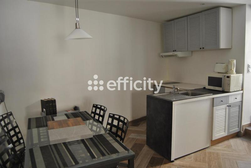 Immeuble - 95 m² - 3 pièces