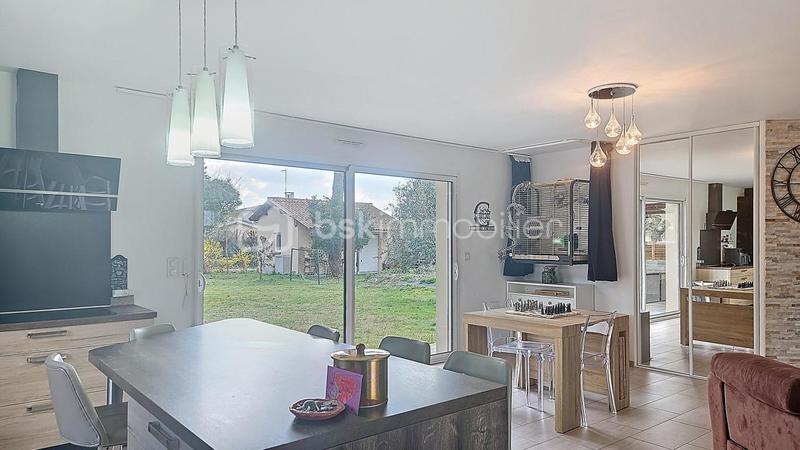 Maison - 125 m² - 6 pièces