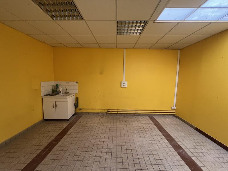 Local commercial - 394 m²