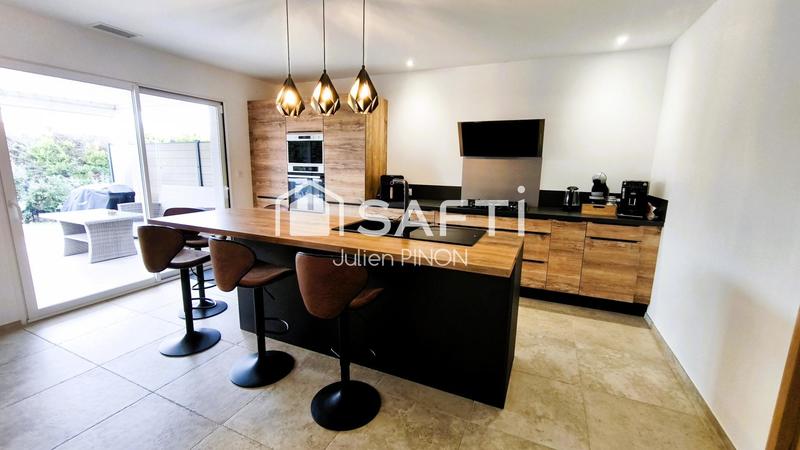 Maison - 100 m² - 5 pièces