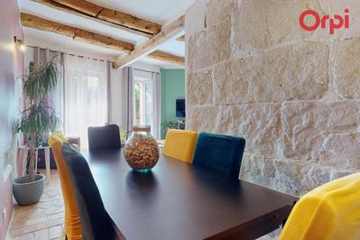 Maison - 245 m² - 6 pièces