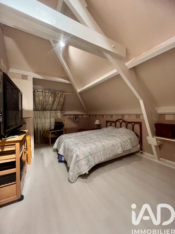 Maison - 181 m² - 8 pièces