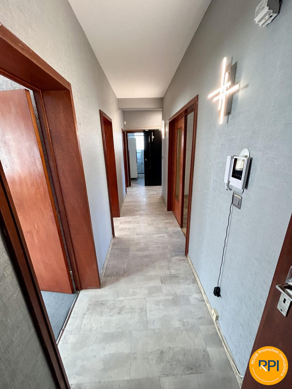 Maison - 206 m² - 10 pièces