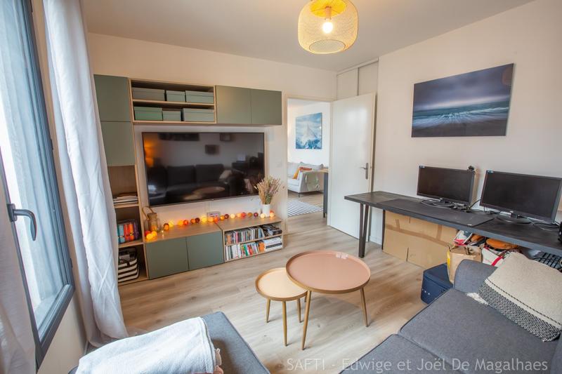 Appartement - 86 m² - 4 pièces