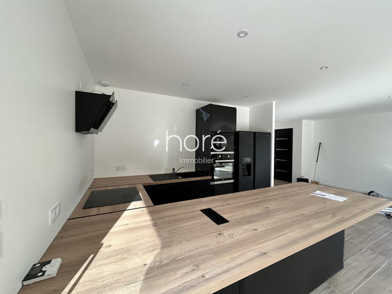 Maison - 144 m² - 5 pièces