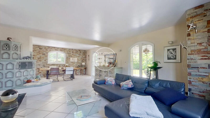 Maison - 142 m² - 6 pièces