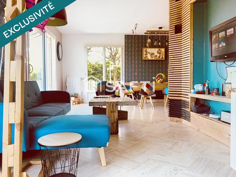 Maison - 240 m² - 8 pièces