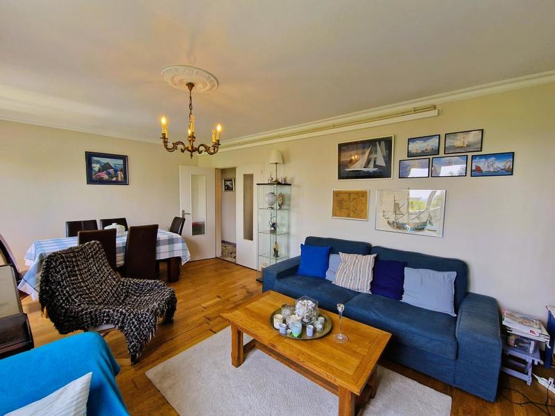 Maison - 181 m² - 8 pièces