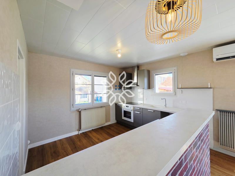 Maison - 84 m² - 4 pièces