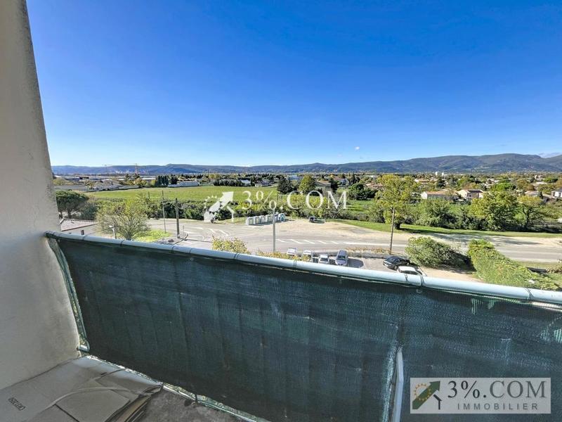 Appartement - 65 m² - 4 pièces