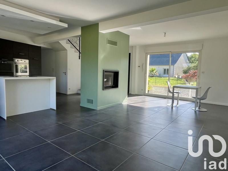 Maison - 170 m² - 8 pièces