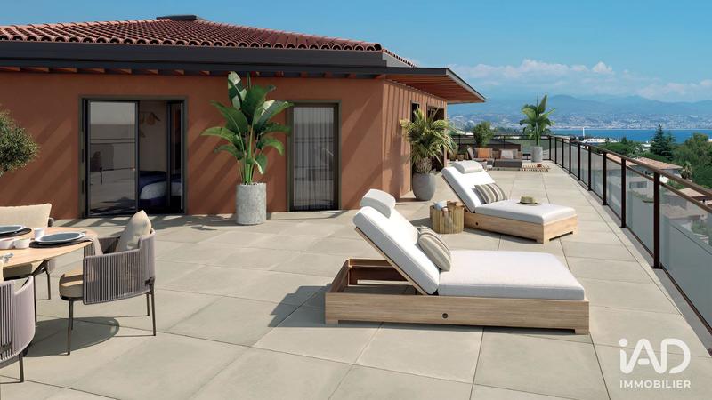 Appartement - 92 m² - 4 pièces