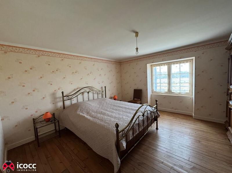 Maison en pierre - 155 m² - 6 pièces