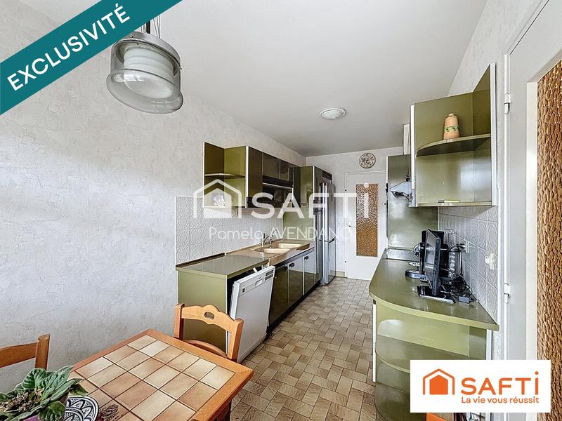 Maison - 174 m² - 8 pièces