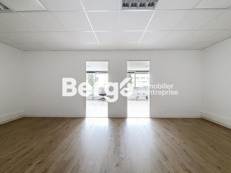 Bureau - 60 m² - 3 pièces